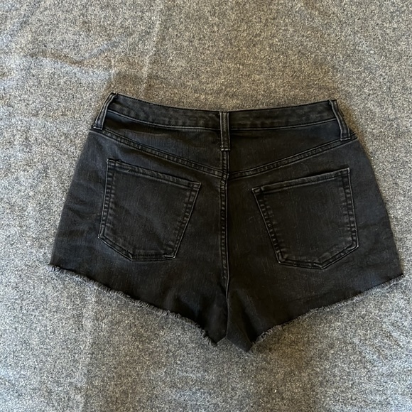 Wild Fable Black High Rise Shorts Size 8 - Picture 2 of 4